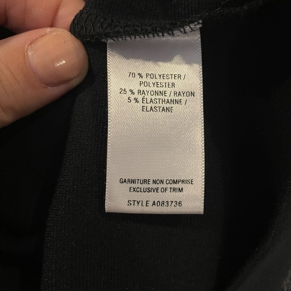 Sleeveless Retro Inspired Dress 🖤 - Picture 9 of 11